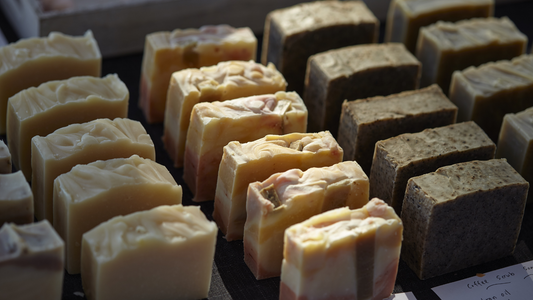 Peau Sèche, Sensible, Atopique ? Découvrez la Solution avec les Savons Naturels